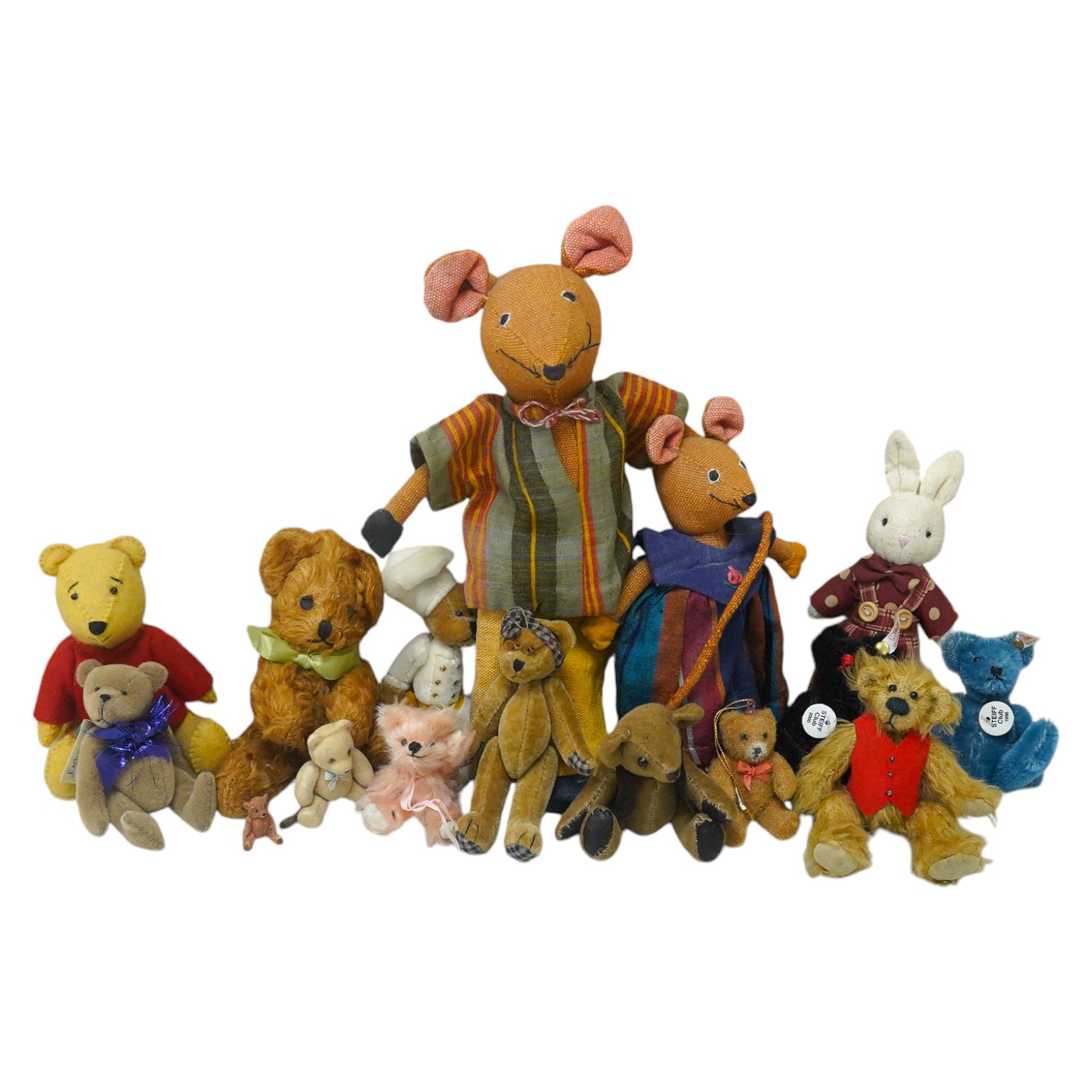 Eleven bears, two artist mice, two miniature red label Steiff, etc. (15). Condition - fair to good.